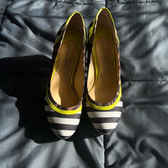 Giannk Bini Heels - Picture 3 of 3